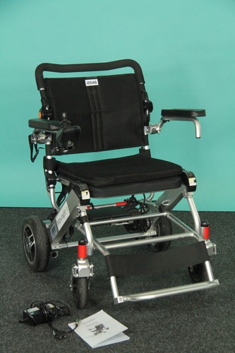 Elektrischer reise rollstuhl - elektrischer, reise-rollstuhl