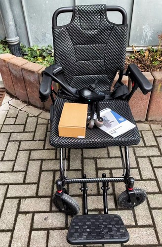 Gebraucht---Rollstuhl
